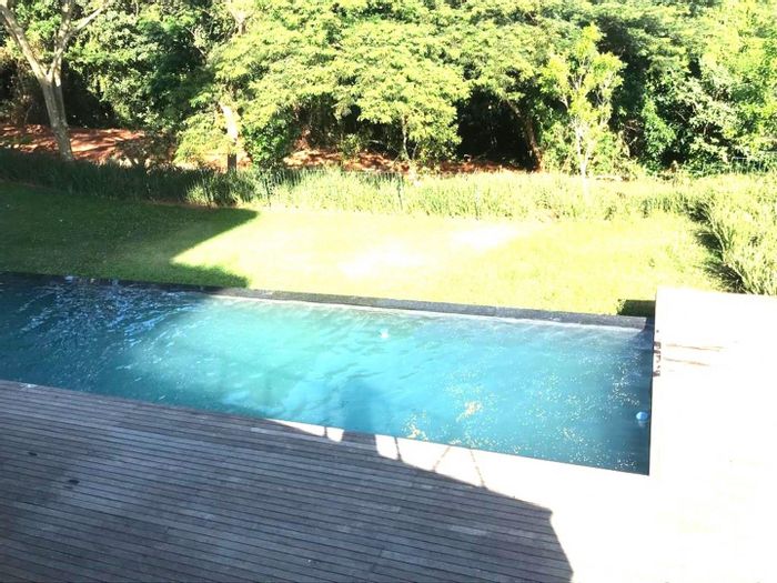 For Sale: 2-bedroom apartment in Seaward Estates with covered parking and air-conditioning.