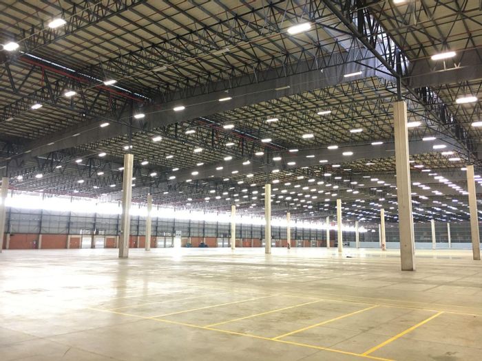 Industrial Warehouse to Rent in Cato Ridge Central - Ideal for Logistics!