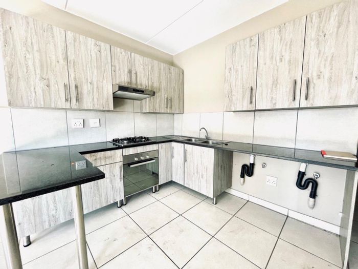 Property #2154096, Townhouse for sale in Glen Austin