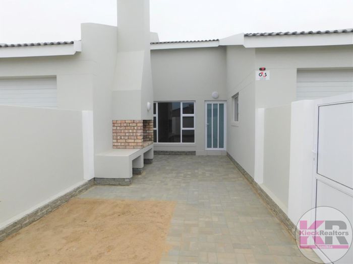 Property #2106095, Townhouse for sale in Extension 39