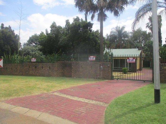 Queenswood Property property and houses to rent in Queenswood