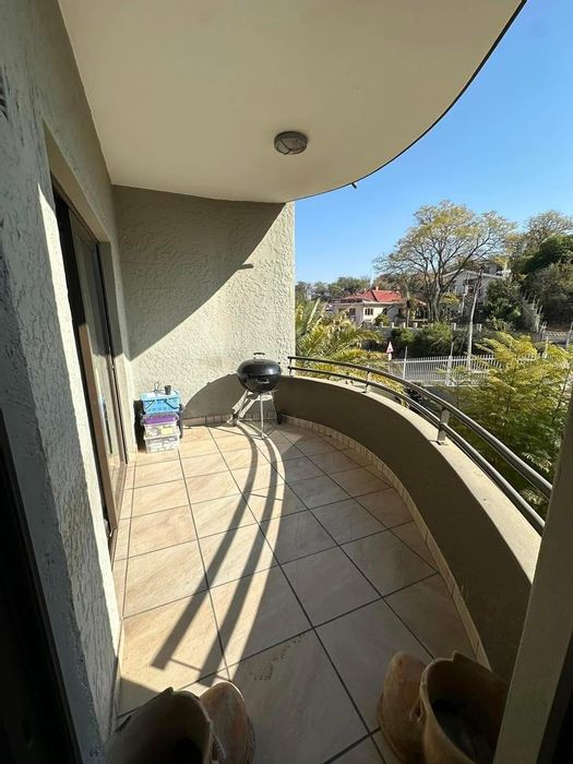 Windhoek Central Apartment for Sale: 1 Bed, Garage, Patio, Low Levies.