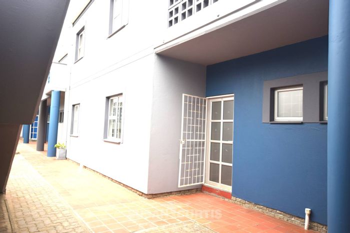 Hage Heights Townhouse For Sale: 2 bedrooms, courtyard, garage, investment potential.
