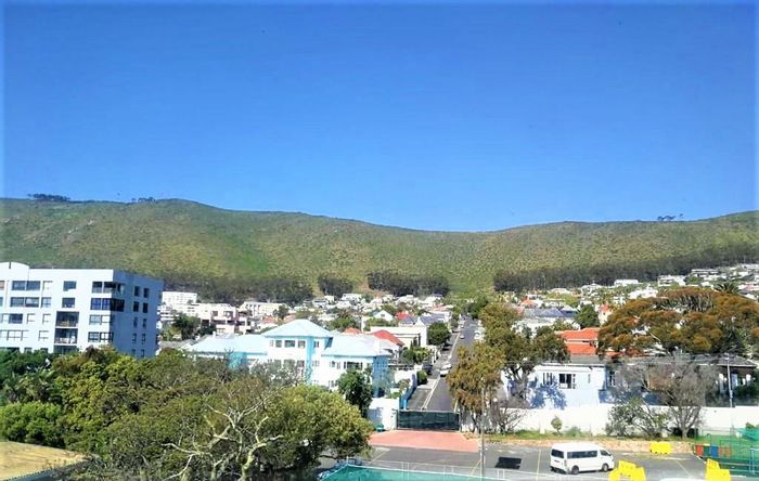 Property #2198303, Apartment for sale in Sea Point