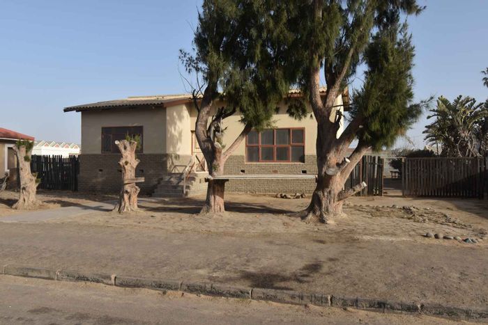 Property #2187976, House for sale in Walvis Bay Central