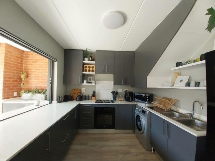 Property #2261891, Townhouse Pending Sale in Terenure AH