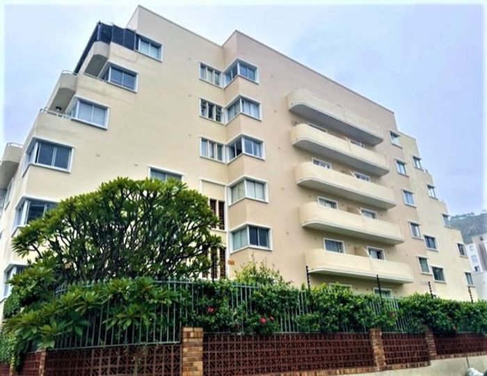 Property #2151585, Apartment for sale in Sea Point