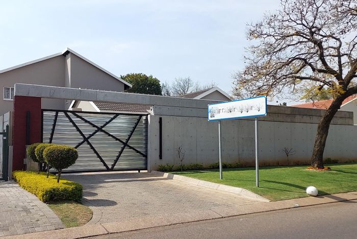 Property #2175975, House for sale in Garsfontein
