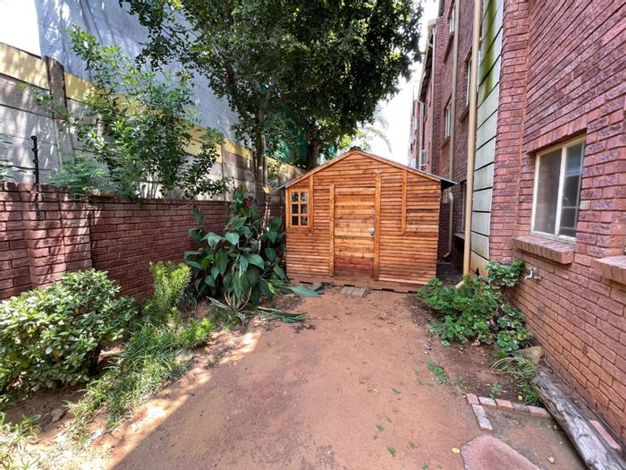Property #1424856, Apartment pending sale in Pretoria Gardens