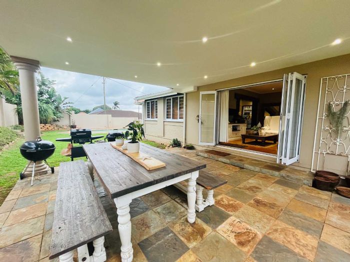 Park Hill House For Sale: 3 beds, pool, office/playroom, and spacious outdoor areas.