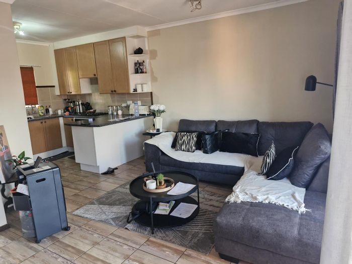 For Sale: Apartment in Mooikloof Ridge with 2 beds, garage, and 24-hour security.