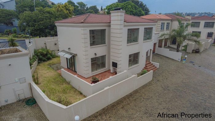 Property #2208091, Townhouse for sale in Northcliff