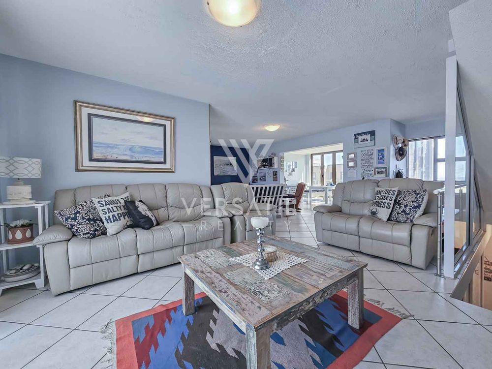 Long Beach Townhouse For Sale 4 Beds, Sea View, Indoor BBQ & Pizza Oven 2255836 MyProperty