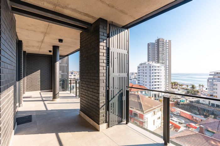 For Sale: Sea Point Apartment with rooftop pool, gym, and pet-friendly amenities.