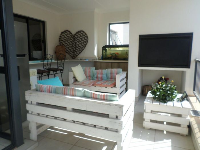 For Sale: 3-Bedroom Apartment in Ballito Central with Gym, Spa, and Dog Park.