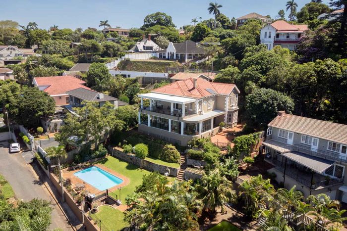 Glenwood House For Sale: Pool, flat, garden, security, and city views.