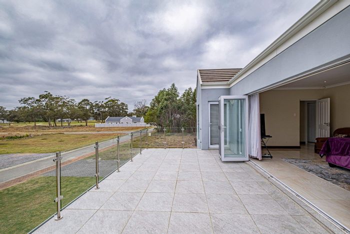 Property #2401495, House For Sale in Wedgewood Golf Estate