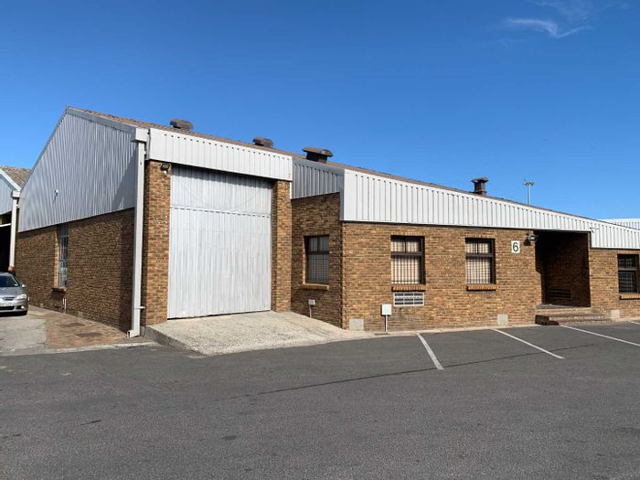 Industrial Facility To Rent in Epping Industrial with 24-hour security and ample parking.