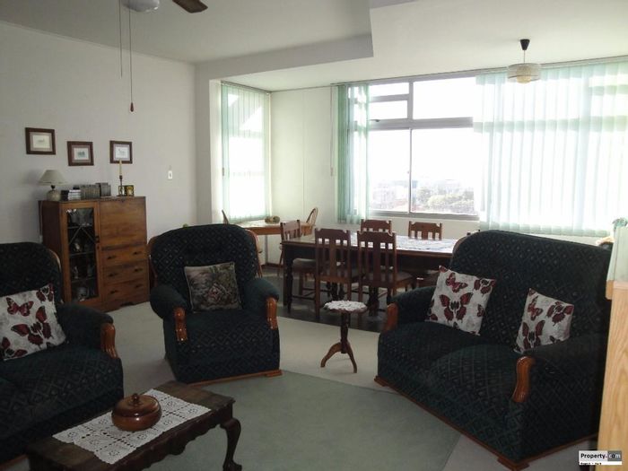 Property #878109, Apartment Rental Monthly in Port Elizabeth Central