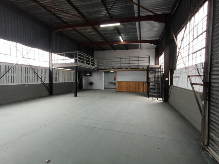 275m² Industrial Unit To Rent in Westmead – Secure Park, Truck Access, 3 Phase Power
