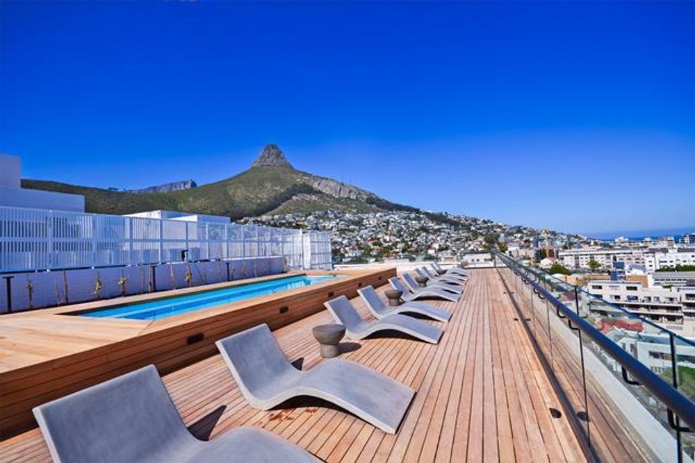 Roof top communal pool