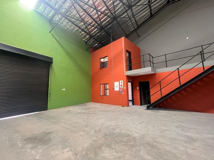 Industrial Property To Rent in Prosperita: 313m² with office, kitchenette, and utilities included.