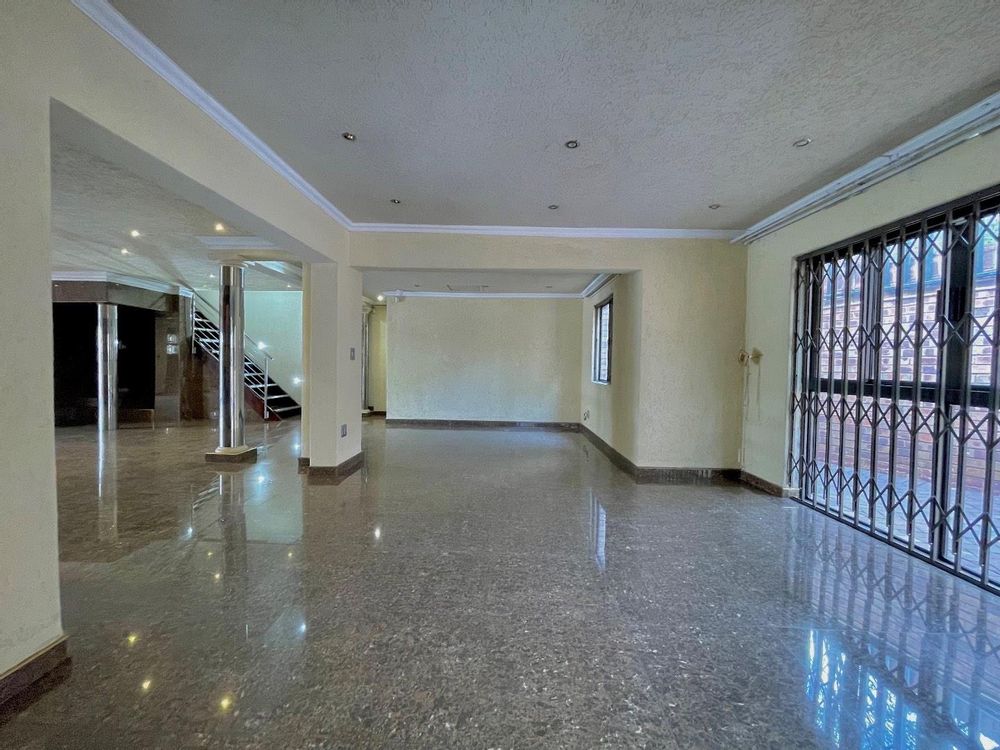 Open plan dining room