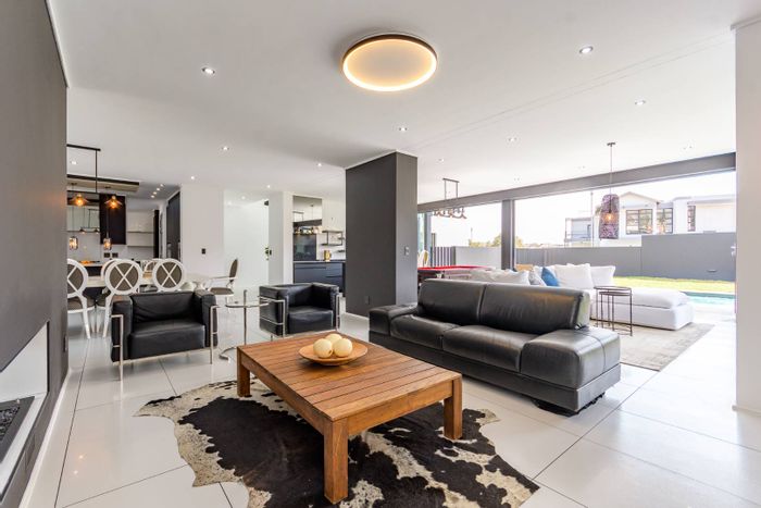 For Sale: House in Helderfontein Estate with pool, gourmet kitchen, and spacious layout.