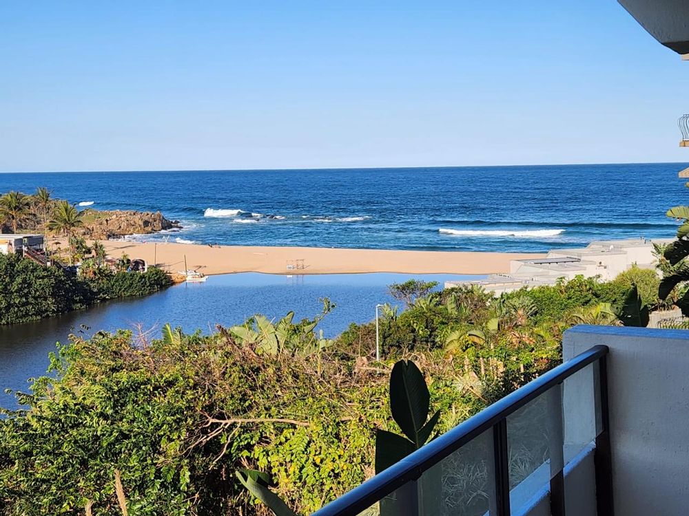 Glorious view of the Ramsgate "Blue Flag" Main Beach and Lagoon