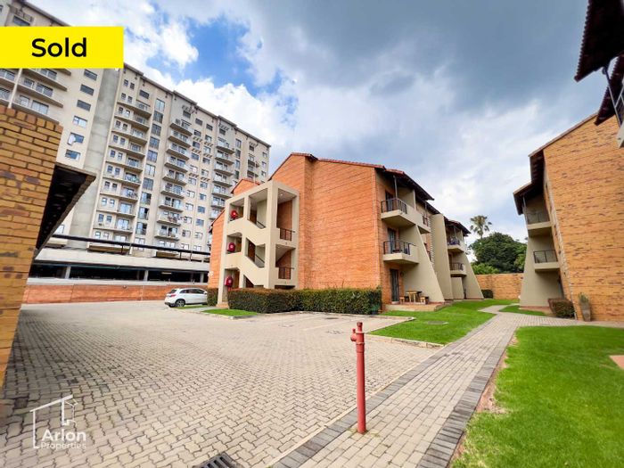 Property #2047837, Apartment for sale in Hatfield