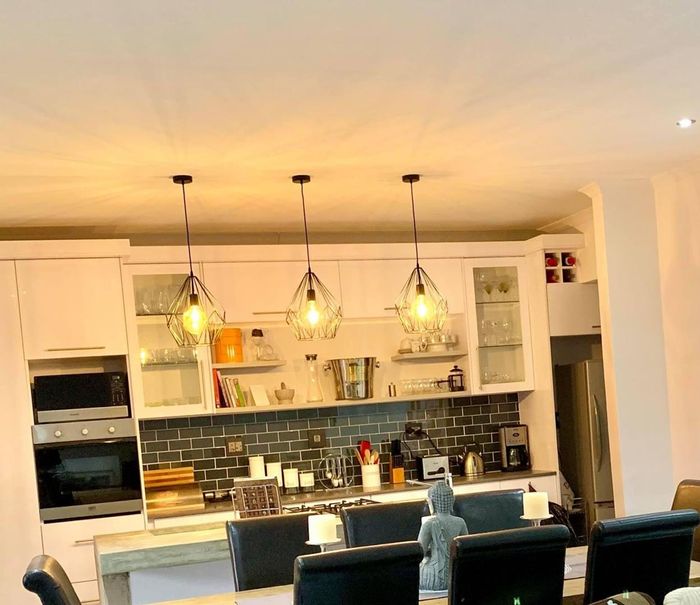 Elisenheim House To Rent: 3 Bedrooms, en-suites, double garage, outdoor patio with braai.