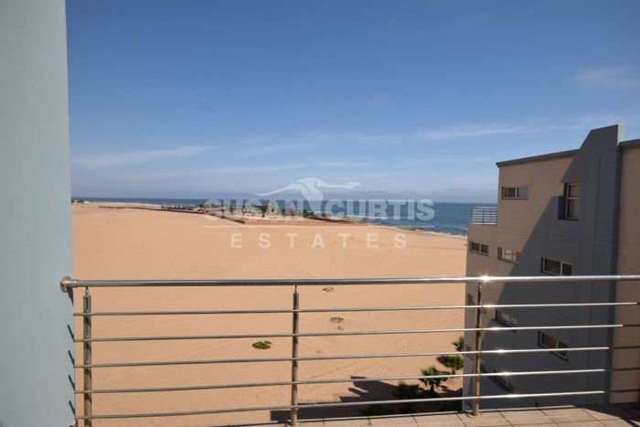 Property #1010465, Penthouse rental monthly in Long Beach