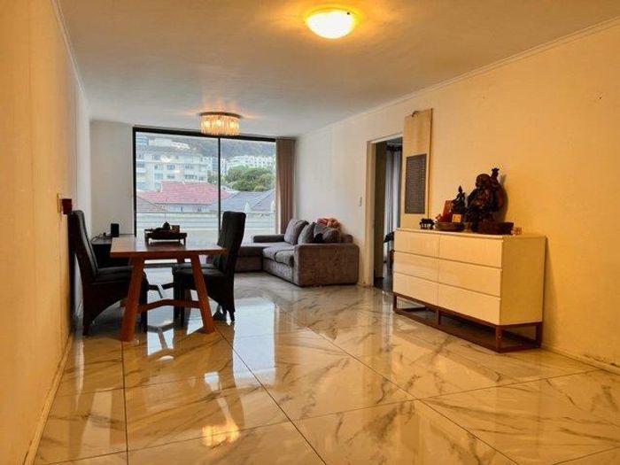 Property #2178291, Apartment rental monthly in Sea Point