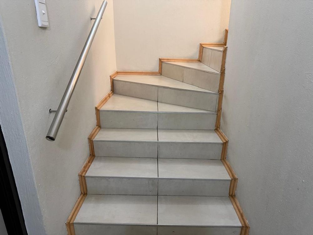 Stairs entertainment area (deck)