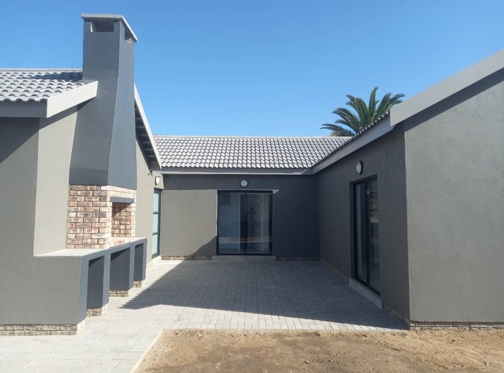 BBQ area and back yard