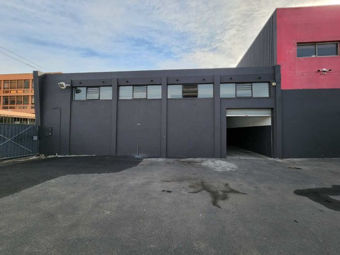 Property #2253034, Industrial rental monthly in Goodwood Central