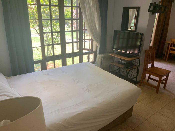 Property #2191273, Garden Cottage rental monthly in Craighall Park