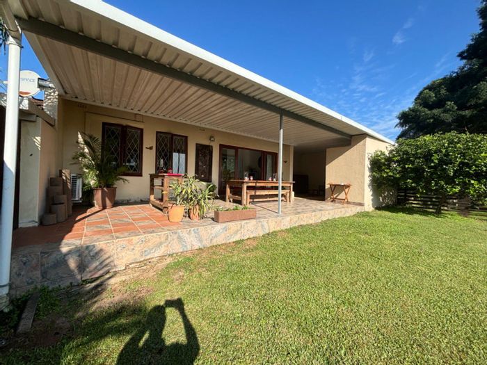 Property #2239175, Townhouse for sale in Queensburgh Central