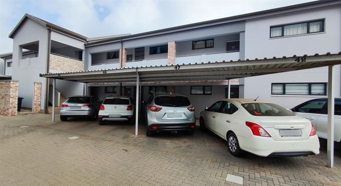 Rynfield AH Apartment For Sale: 2 Bedrooms, 2 Bathrooms, Spacious Living Areas, Carport.