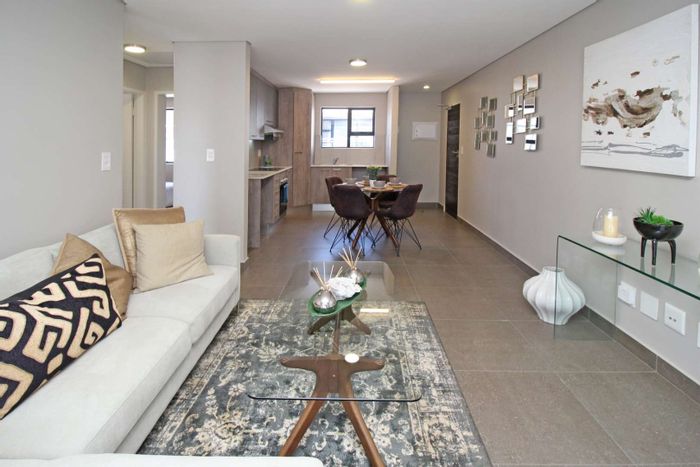 Montana Apartment To Rent: 2 Bedrooms, Pool Access, Garage, Prepaid Utilities.