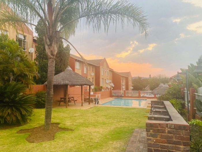 Property #2171933, Apartment for sale in Weltevreden Park