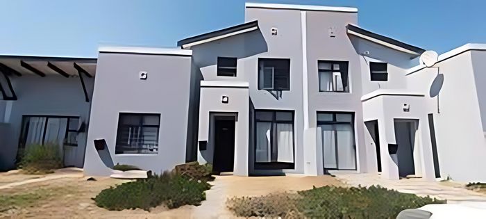 2-Bedroom Townhouse To Rent in Costa Da Gama, near beach and amenities.