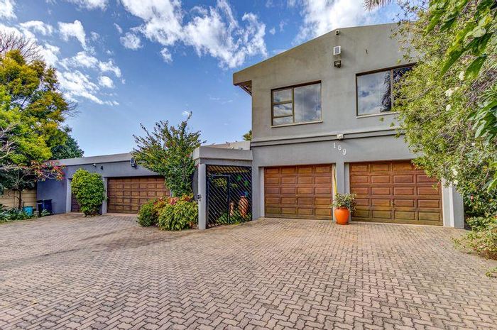 For Sale: Off-the-Grid House in Birchleigh with Pool, Flatlet, and Solar Power.