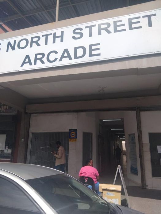 Retail space to rent in East London Central, high foot traffic location.