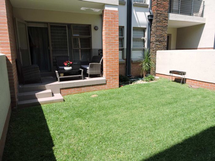 Property #2074730, Townhouse for sale in Lonehill
