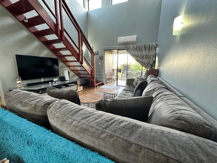 Property #2159293, Apartment for sale in Palm Lakes Estates