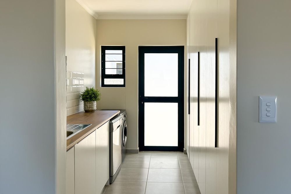 Plenty of extra cupboards in the scullery!