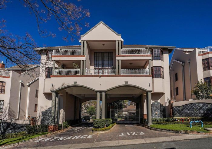 Rivonia Apartment For Sale: 3 beds, pool, gardens, secure parking, fibre-ready.