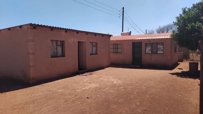 2-Bedroom House for Sale in Ga-Rankuwa with rental potential and convenient access.