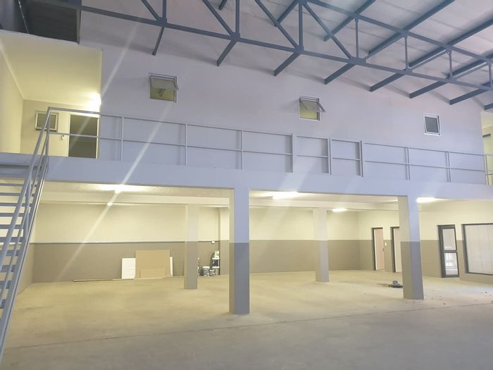 Prosperita Mixed Use Property To Rent: Warehouse, offices, security, ample parking available.